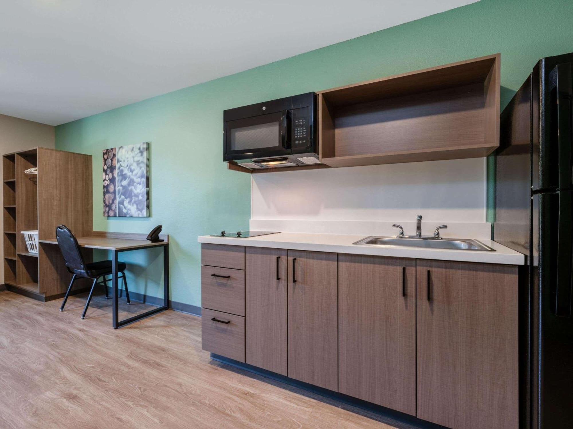 Echo Suites Extended Stay By Wyndham Indianapolis Ameriplex Екстериор снимка