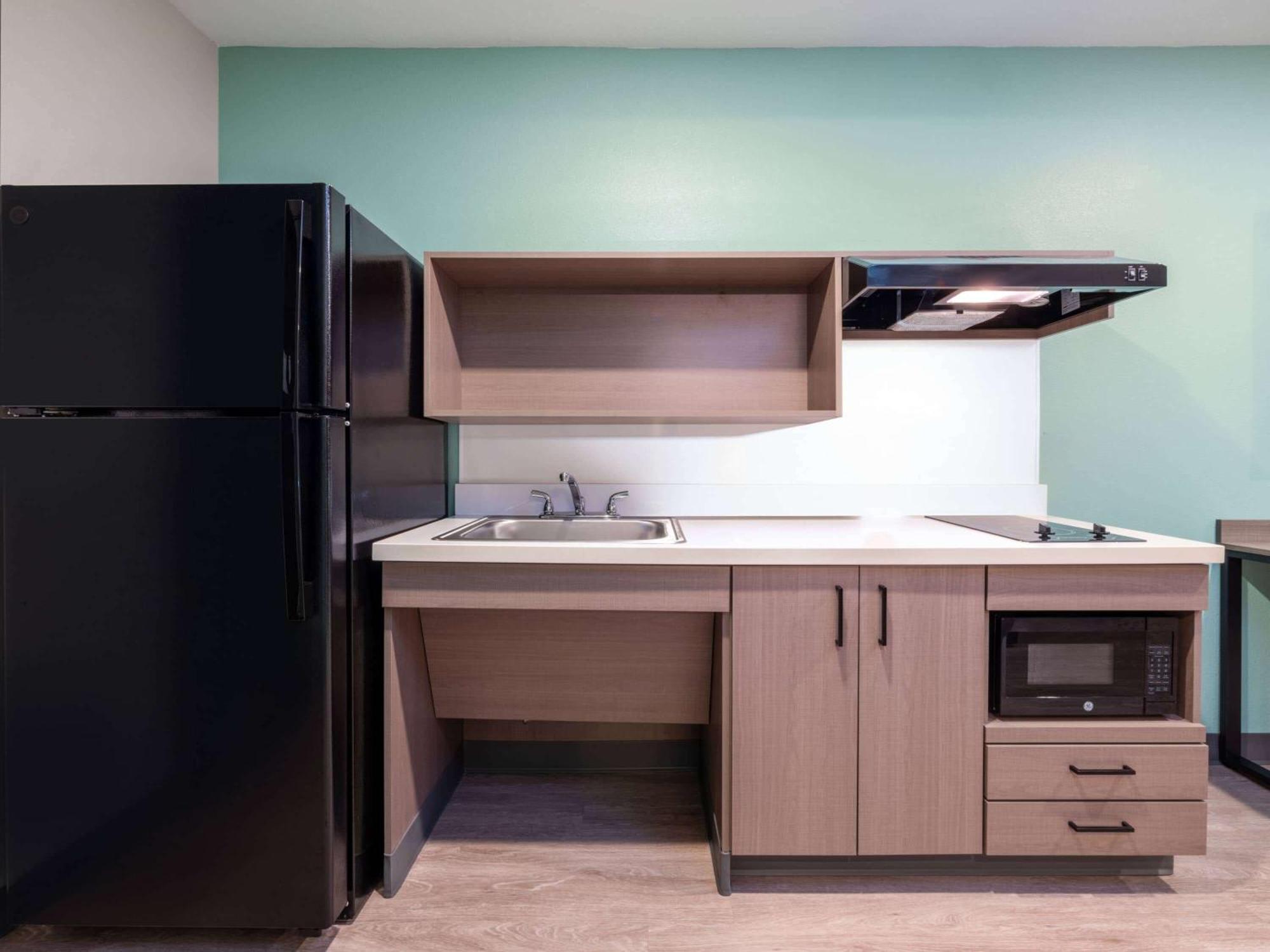 Echo Suites Extended Stay By Wyndham Indianapolis Ameriplex Екстериор снимка